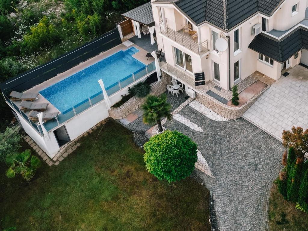 Ferienhaus Široki Brijeg エクステリア 写真
