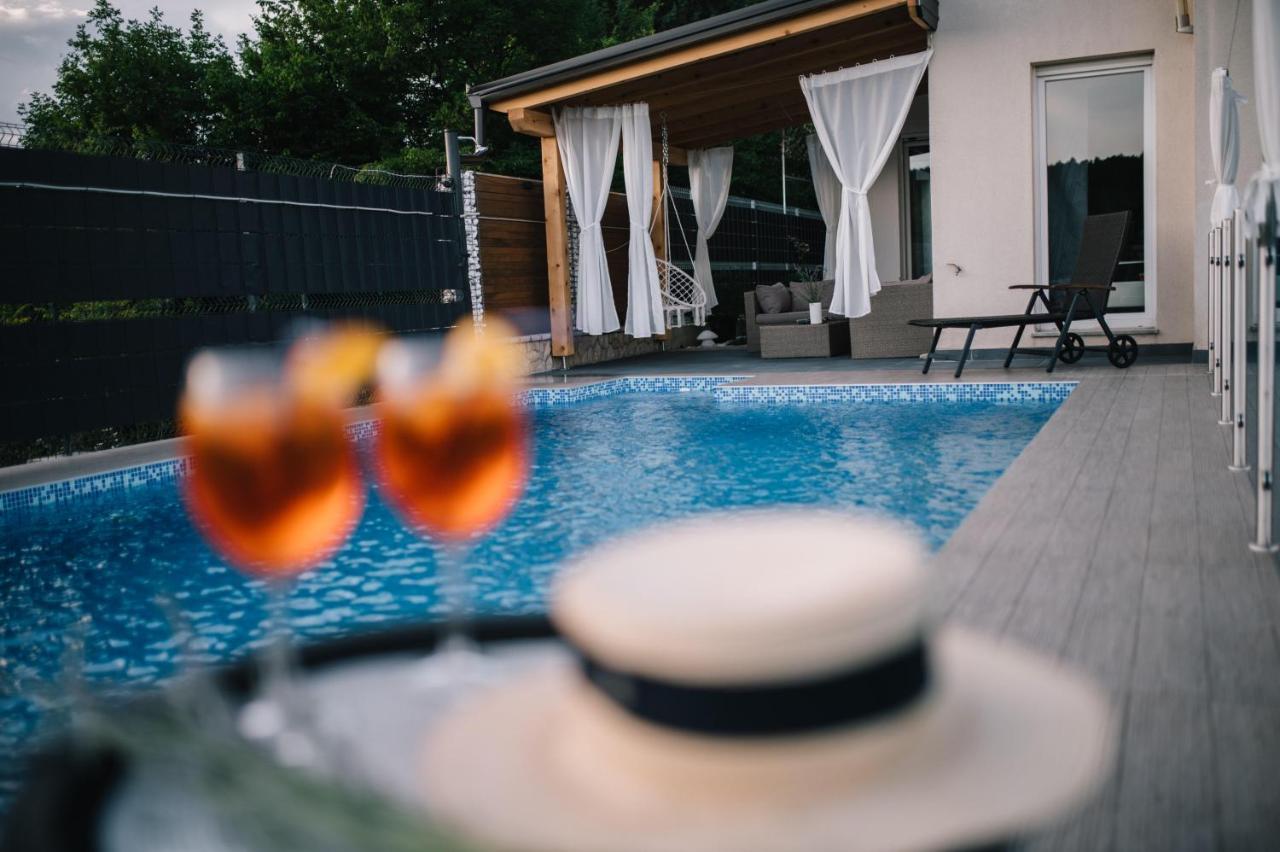Ferienhaus Široki Brijeg エクステリア 写真