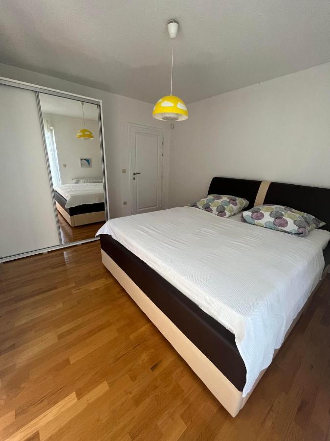 Ferienhaus Široki Brijeg エクステリア 写真